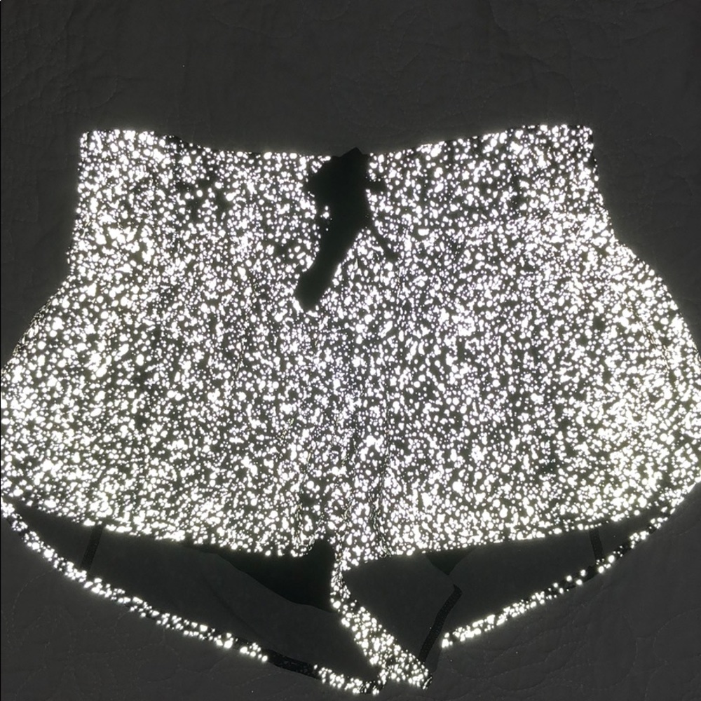 Lululemon Hotty Hot Short Splatter Reflective 4